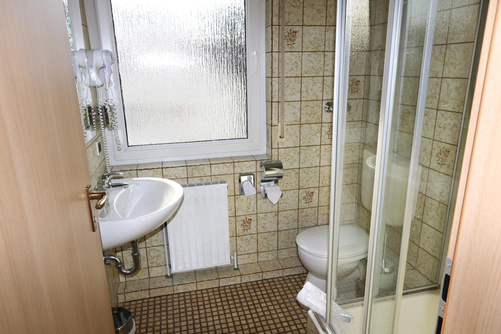 Hotel Avenue Altenfurt 뉘른베르크 외부 사진